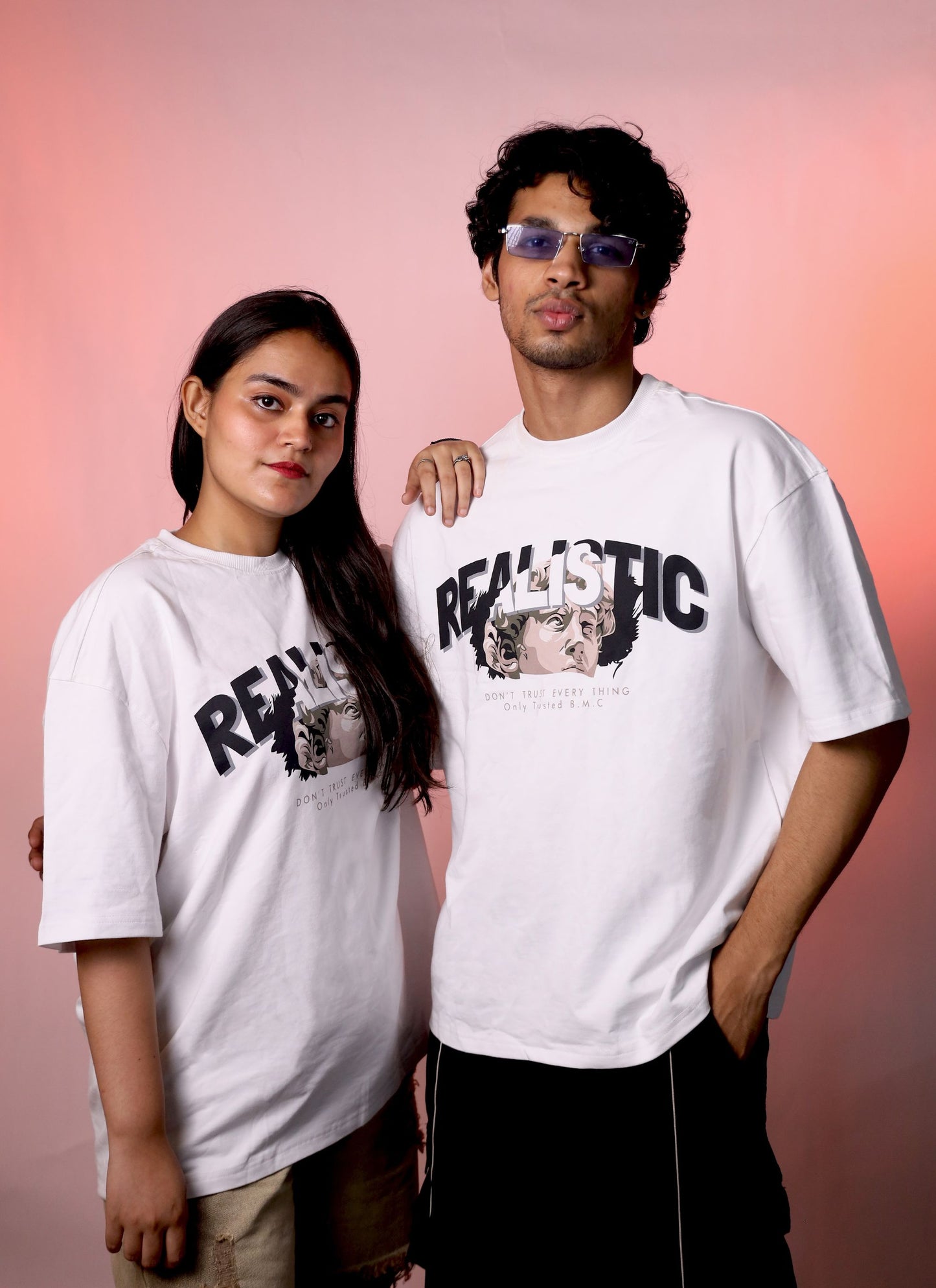 REALISTIC TEE