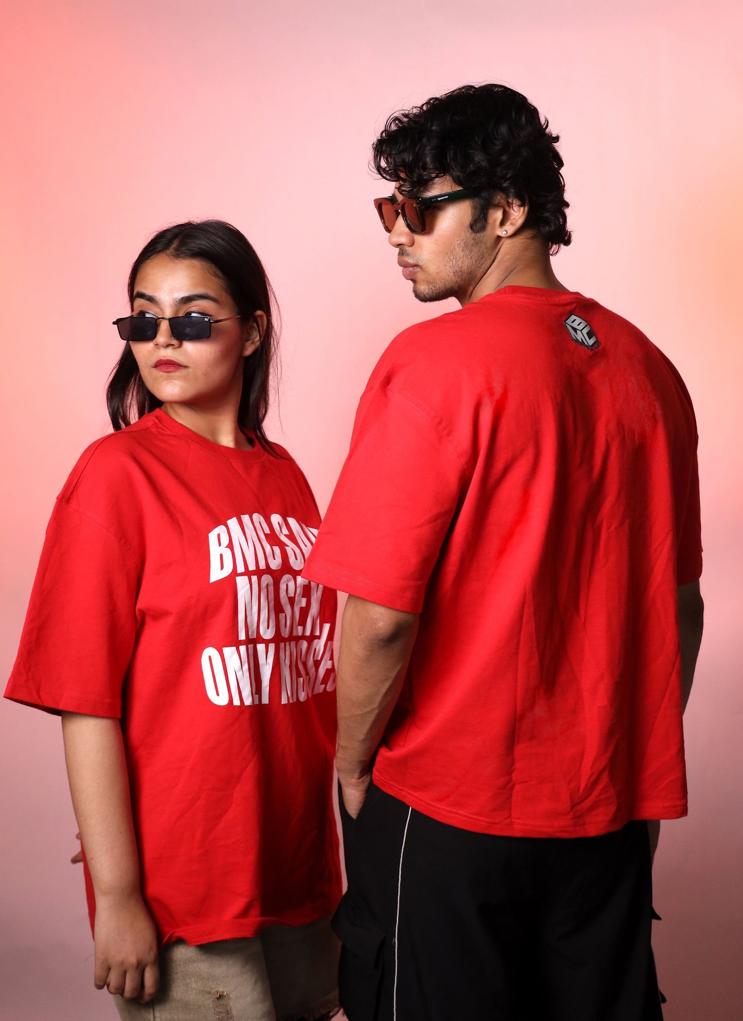KISSES TEE